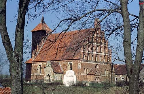 Wieś Tłokowo, kościól